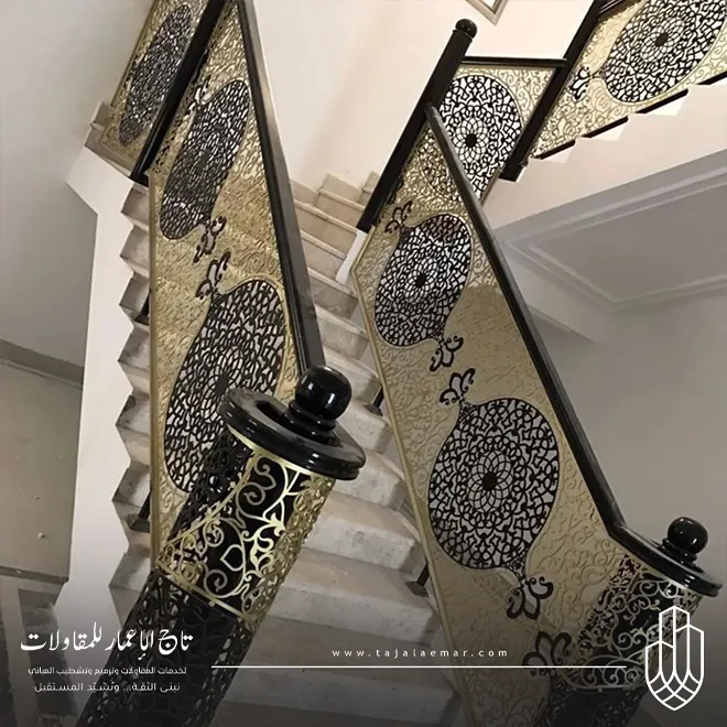 أعمال الحدادة والهياكل المعدنية