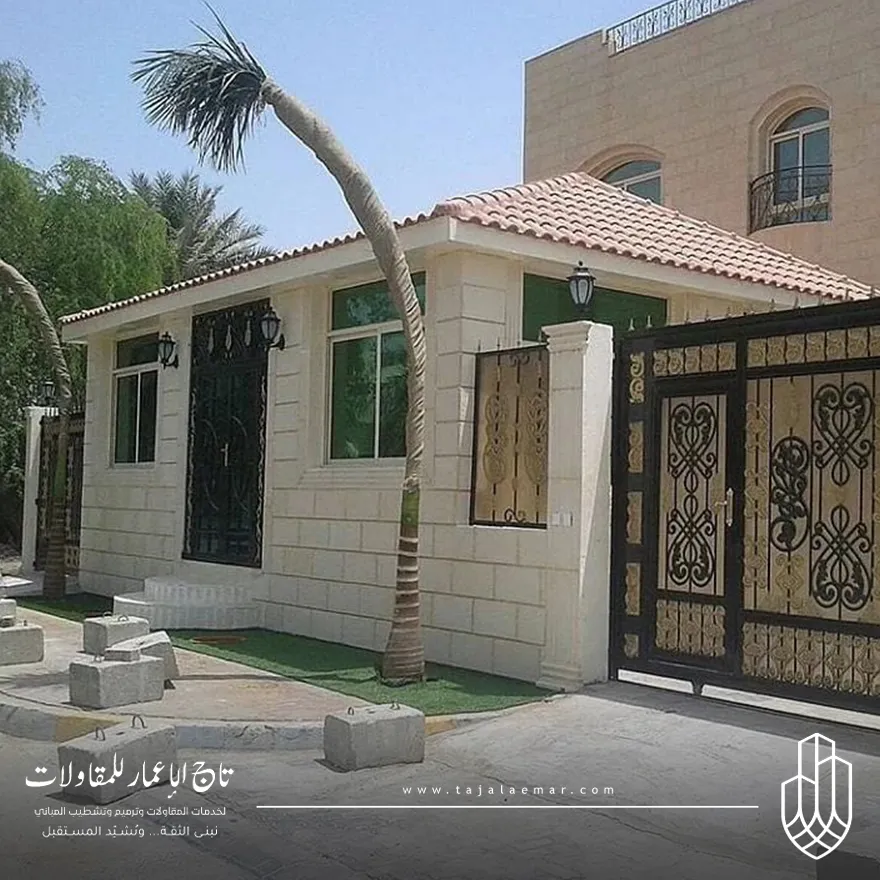 بناء ملحق في حوش فيلا